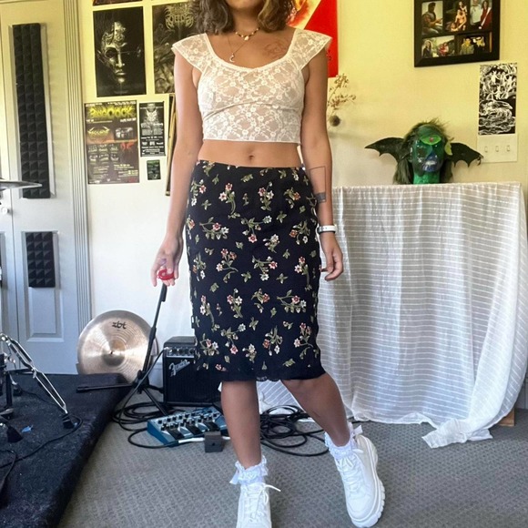 Vintage mesh midi skirt - Picture 3 of 4